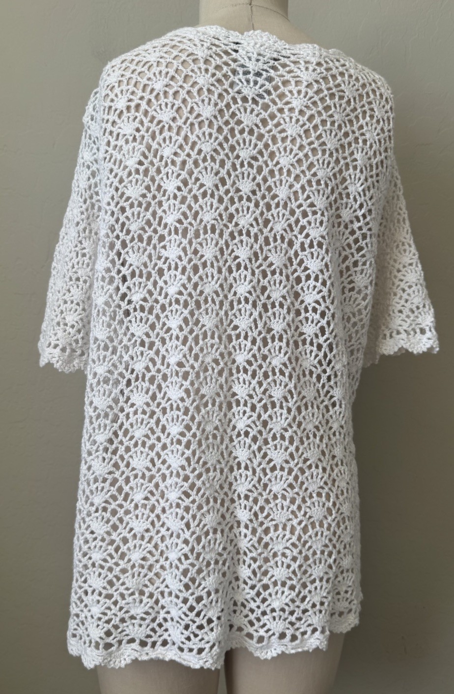 Vintage Crocheted Open Shawl Cardigan 20W XL White SS Boho Hippie Cover Up