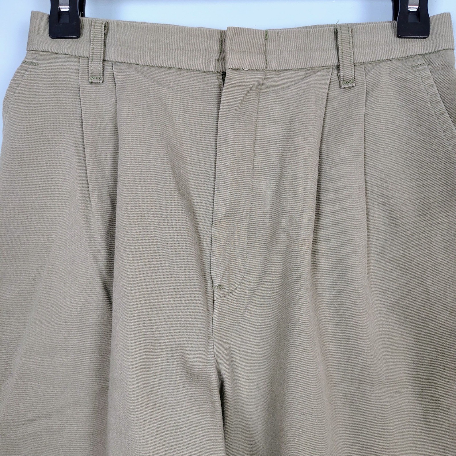 Vintage Chic Pleated Khaki Shorts Womens 10 Tan High Waisted Cuffed Made in USA