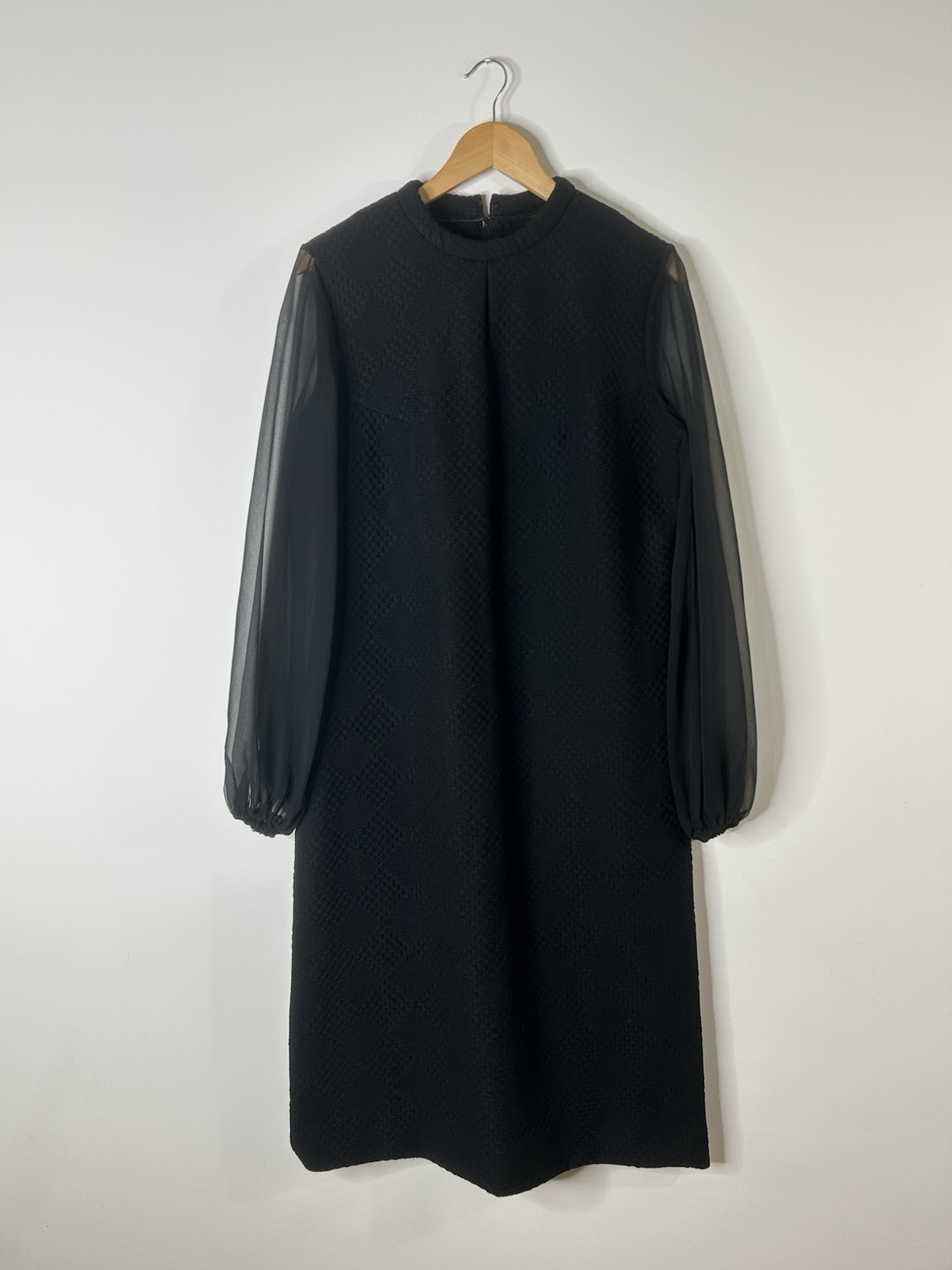 Vintage 1970’s Dress Women’s Black Lady Carol Puffer Sleeve Midi Party