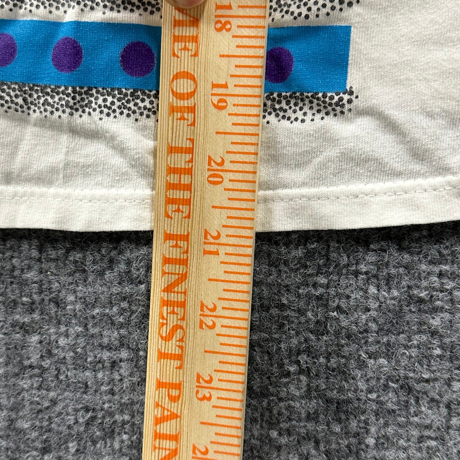 Vintage T-Shirt Womens Size OSFA White Cotton 90s Graphic Cropped