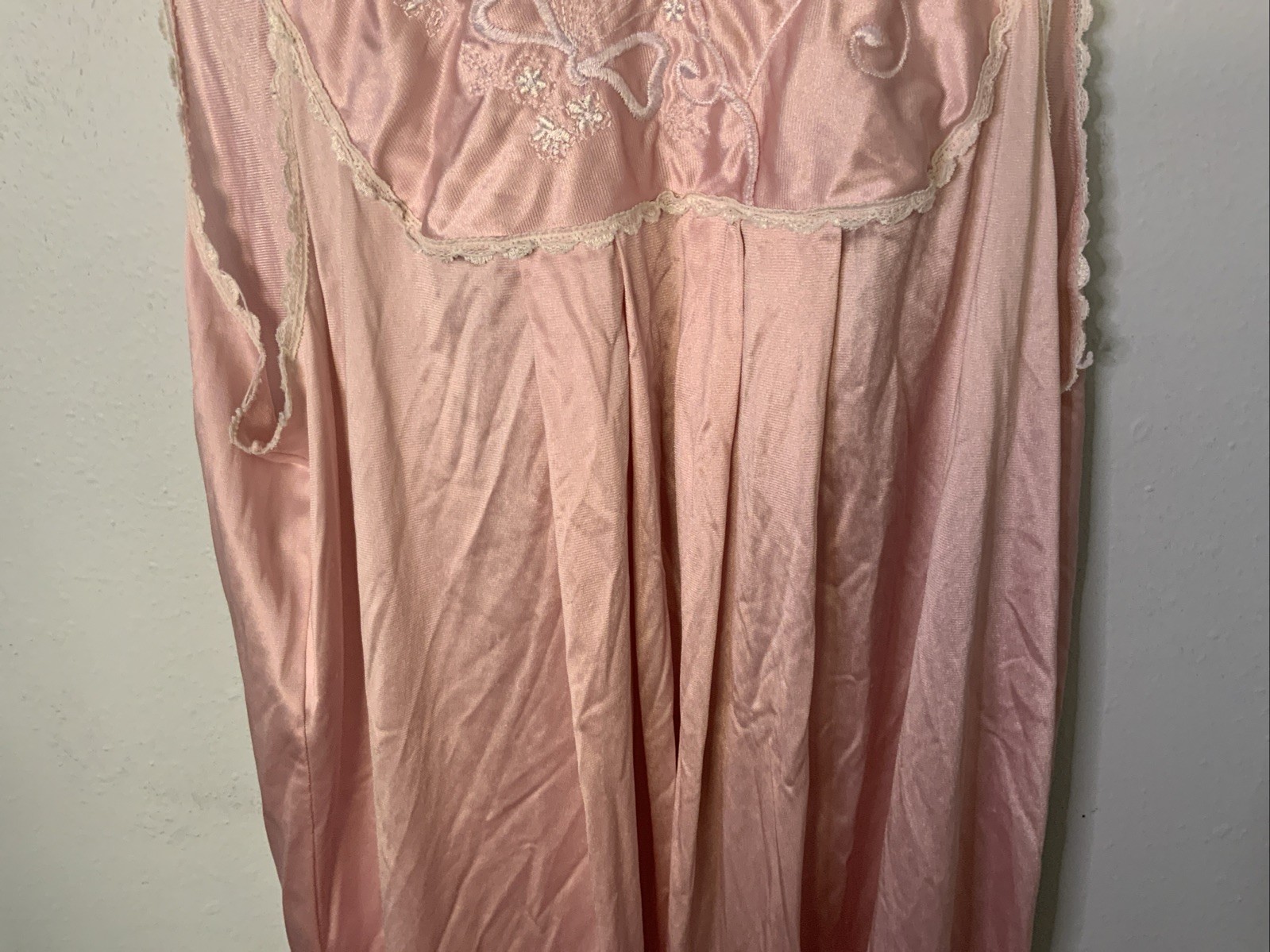 Vintage Vanity Fair Floral Lace Trim Nightgown Pink SZ M 38″ Chest Coquette 3