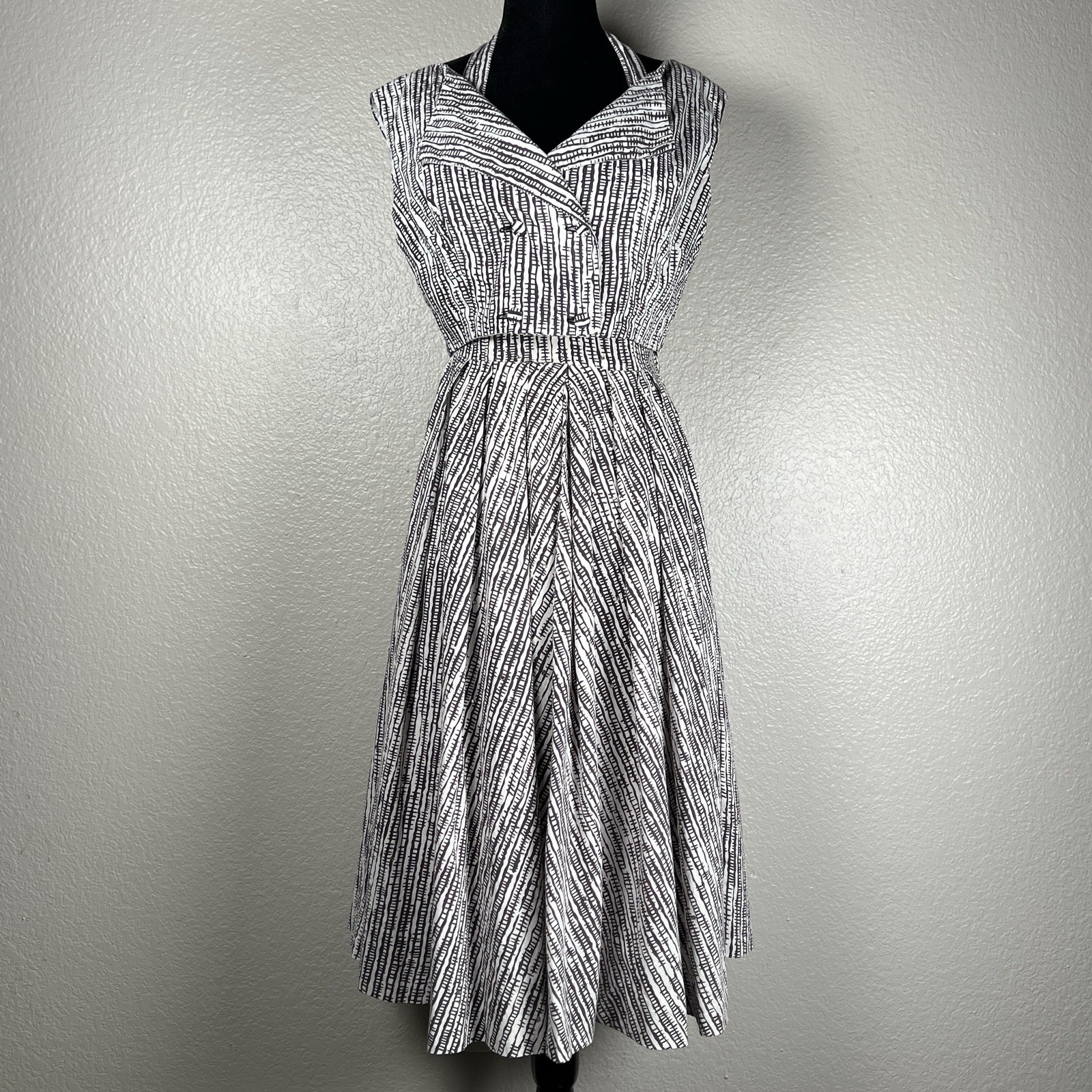 Vintage 1950s Sz 2P Black & White Full Skirt Halter Party Dress Rockabilly+Vest