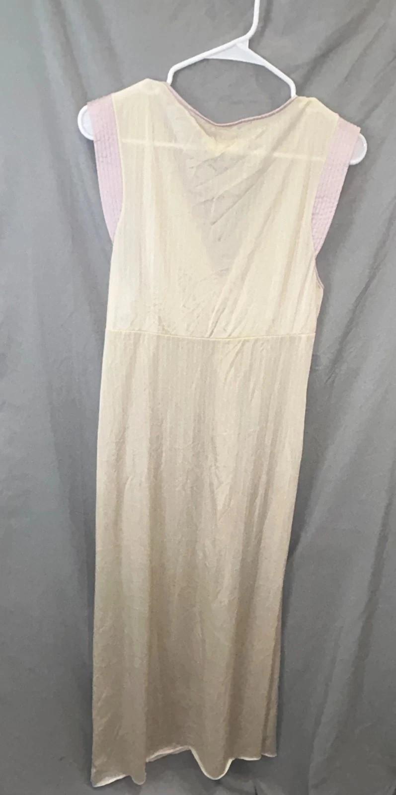 Vintage Lorraine Pastel Nylon Long Sleeveless V-Neck Nightgown Size Small