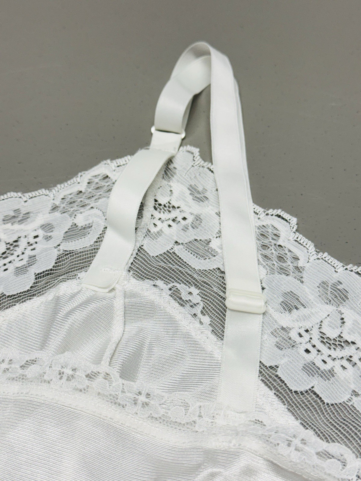 Vtg Velrose Camisole Cami Sz 42 White Silky Antron III Nylon Lace Fairy Top USA