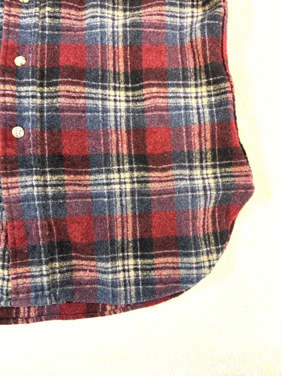 Pendleton Shirt Ladies M Wool Made In USA Plaid Vintage Late 60s Early 70s