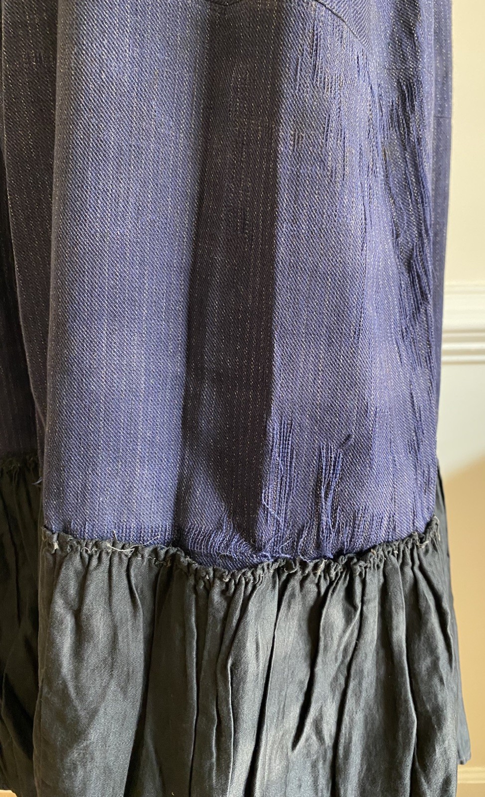 Antique 1800s early 1900s French Indigo Dyed Walking Skirt Chore Petticoat