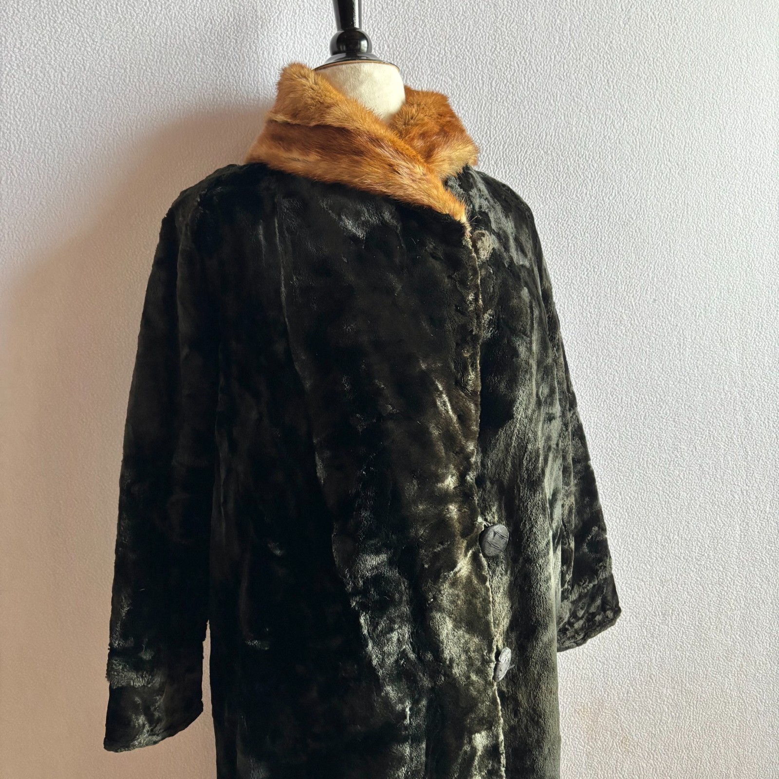 Vintage Antique 1920s Flapper Black Plush Plush Coat Brown Fur Collar