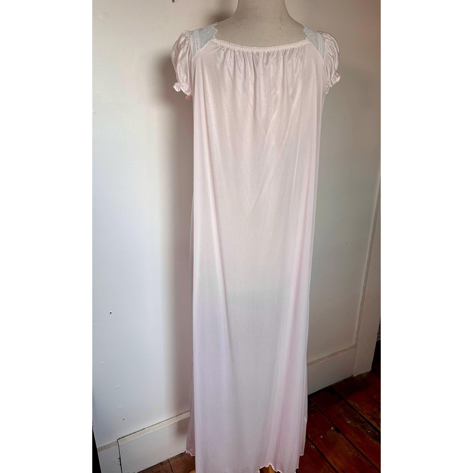 60s pink peignoir set nylon negligee set nightgown robe lingerie lace trim