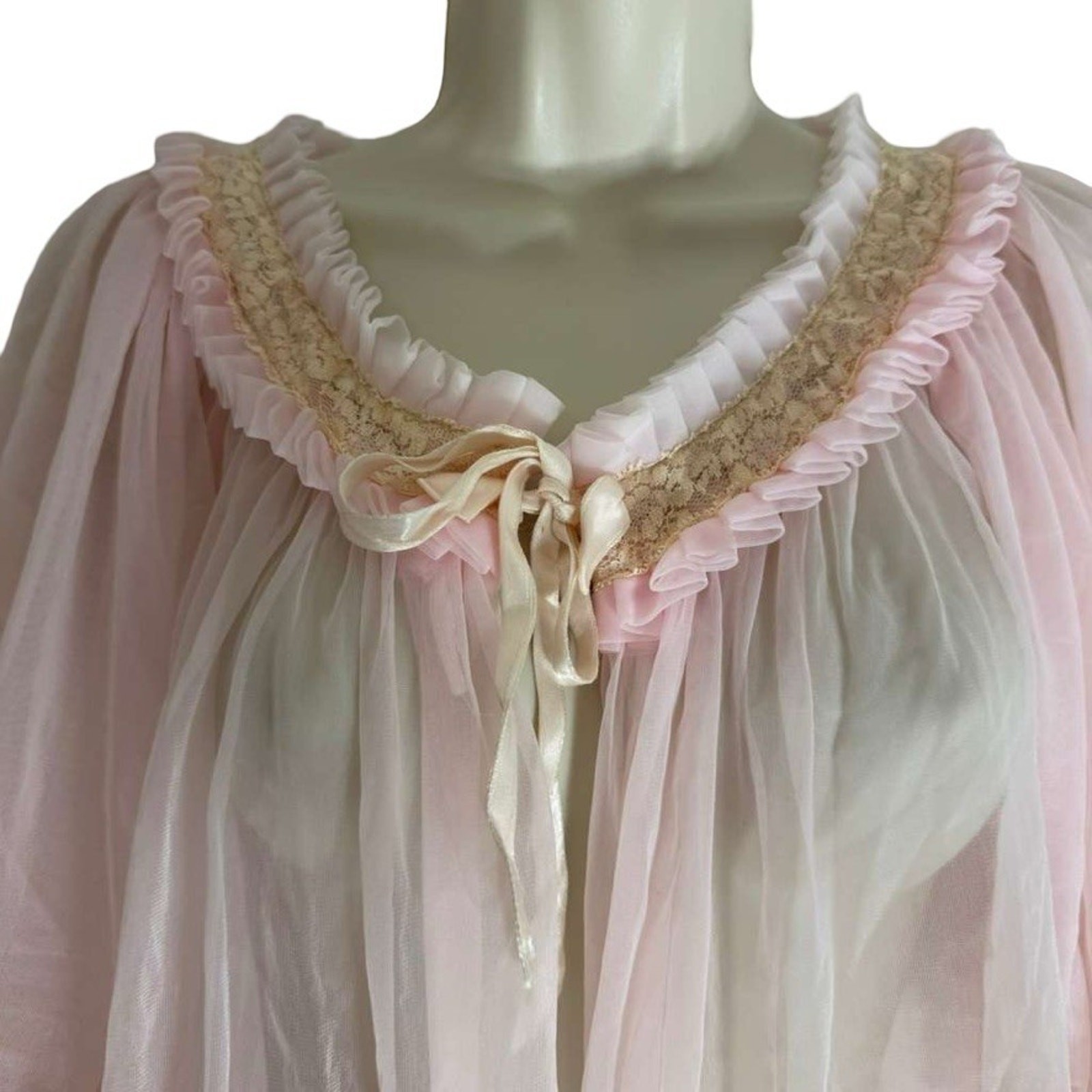 Vintage Unbranded Sheer Pink Lingerie Pleated Ruffle 60s Robe Long Length sz L