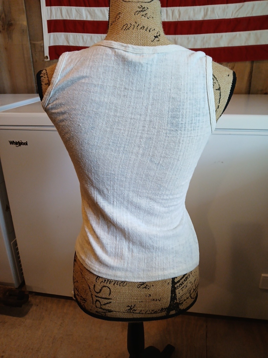 VTG 70s Lady Manhattan 2 Pc Set Cream Textured Cotton Poly Blouse Tank