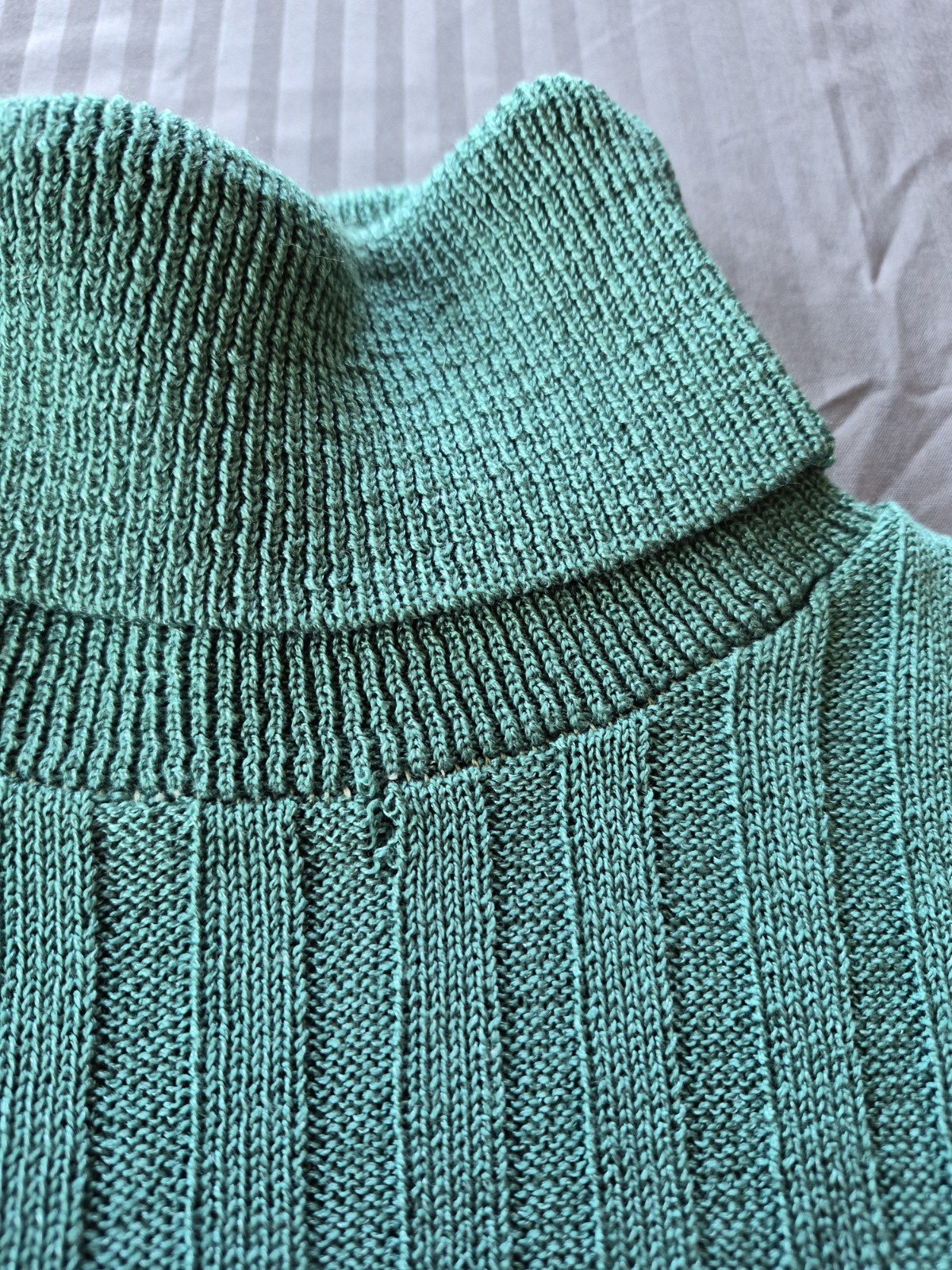 Vintage Jantzen Ribbed Turtleneck Sweater Made in USA Sage Green Geometric Yoke