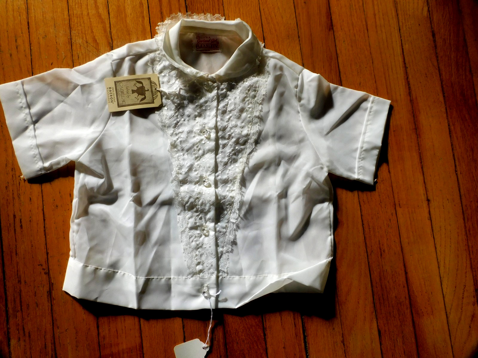 vtg1950’s old new store stock blouse with tag ,bust of 30” young girl size