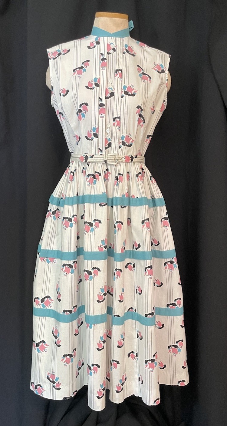 Vintage 1950s Joan Miller Juniors Sundress Novelty Schooner Print Bust 36″