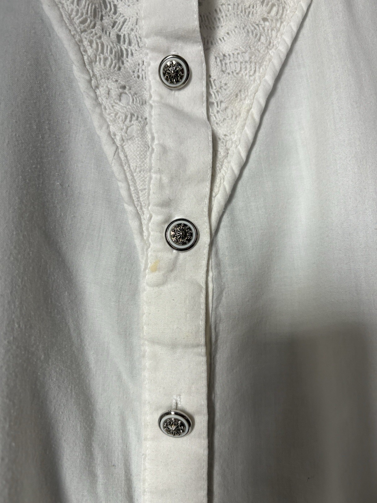 80’s Vintage Victorian Cotton Button Up Large Large Sleeve White Buttons