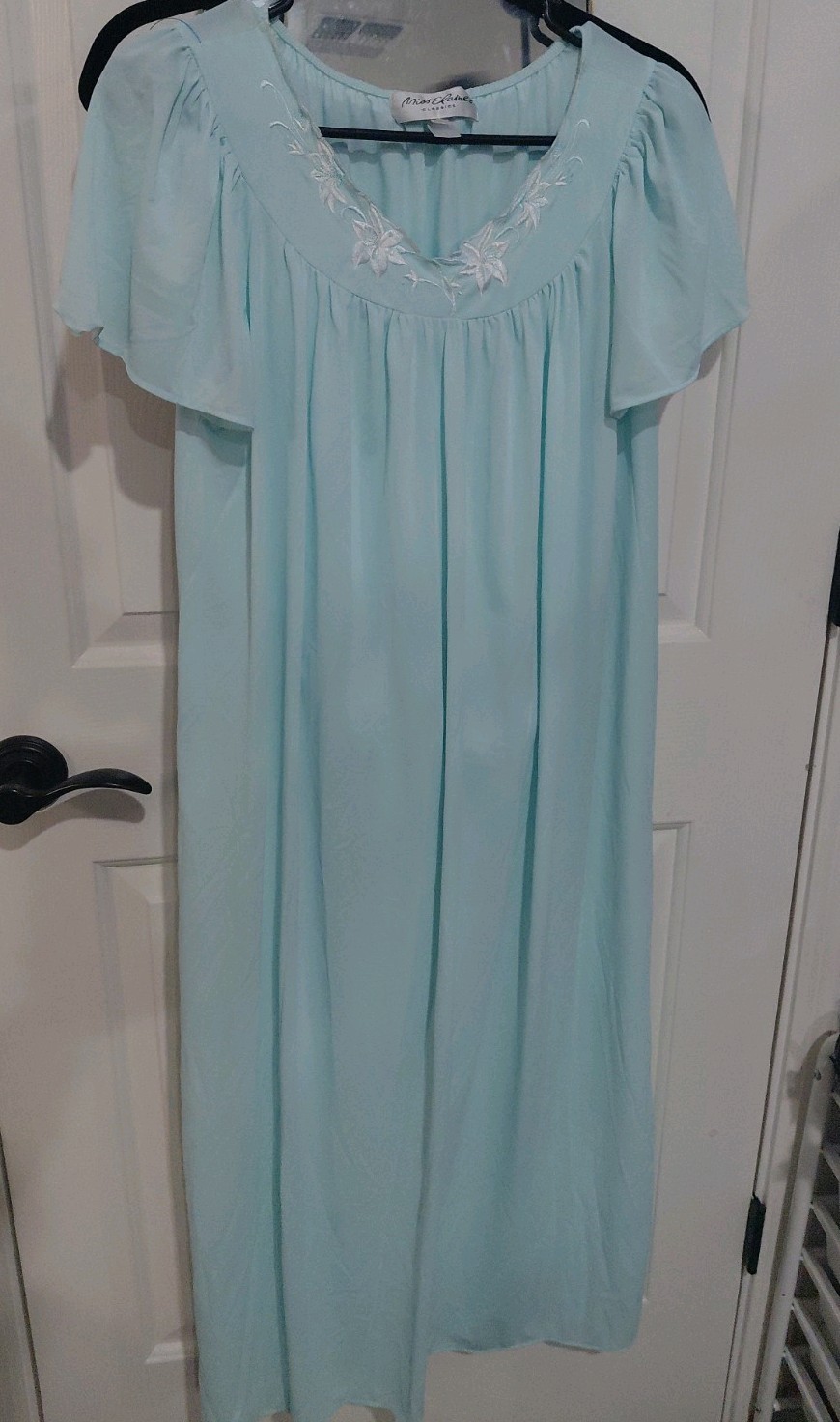 Vintage Miss Elaine Classics Nightgown Beautiful Seafoam Green Size Small