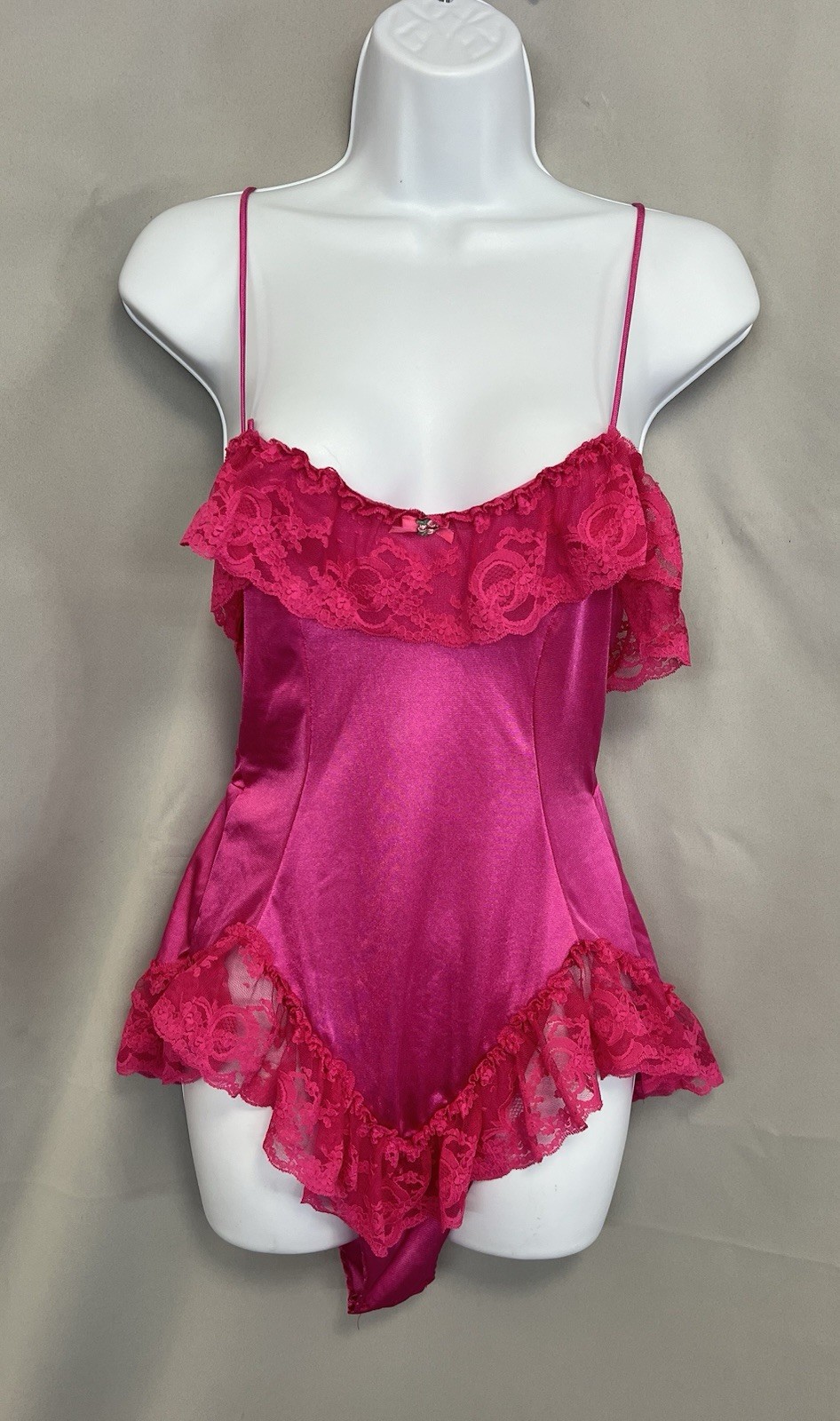 VTG CINE STAR Hot Pink Lace TEDDY ROMPER LINGERIE – Size Small EUC Y2K