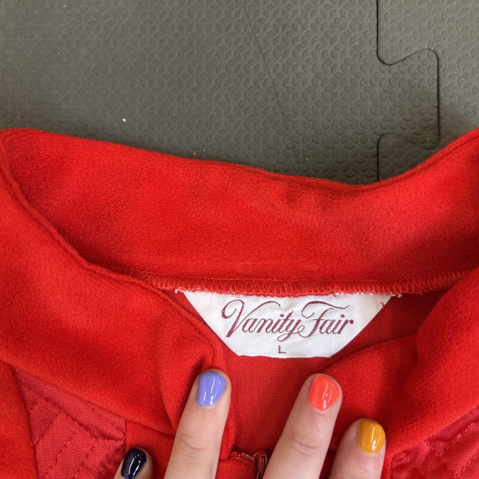 Vintage Vanity Fair Velour Zip House Coat / Robe Size Lg Red Quilted Detail