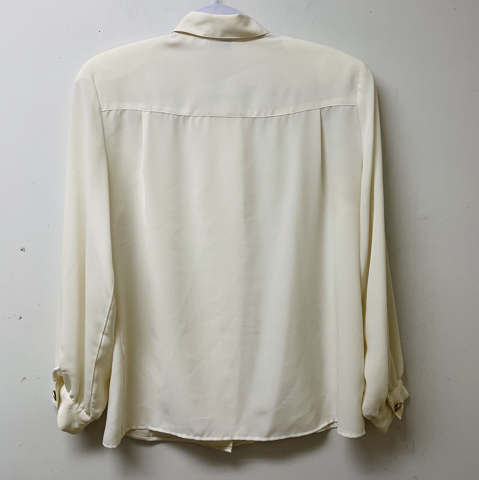 Leslie Fay Retro Blouse Womans 6 Cream VTG Secretary Modest Embroidery Career