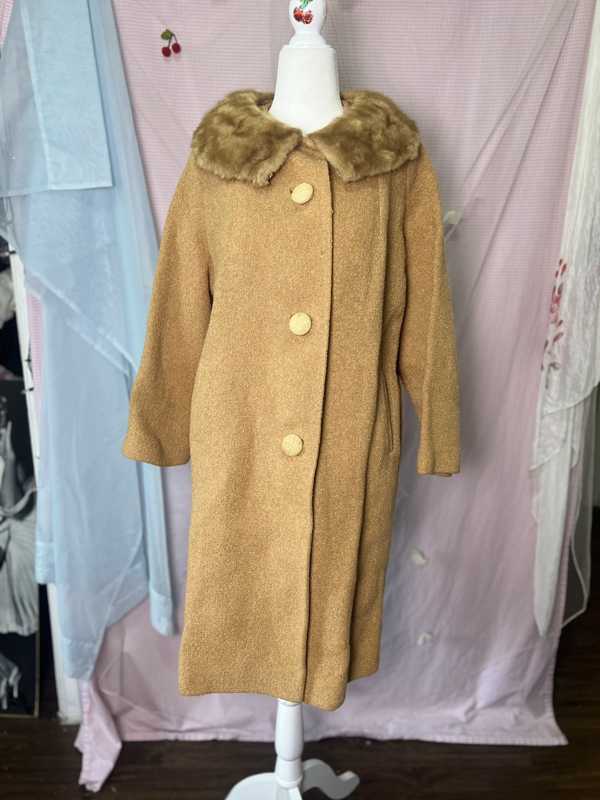 1950s wool coat fur collar carol brent hockanum topaz camel vintage