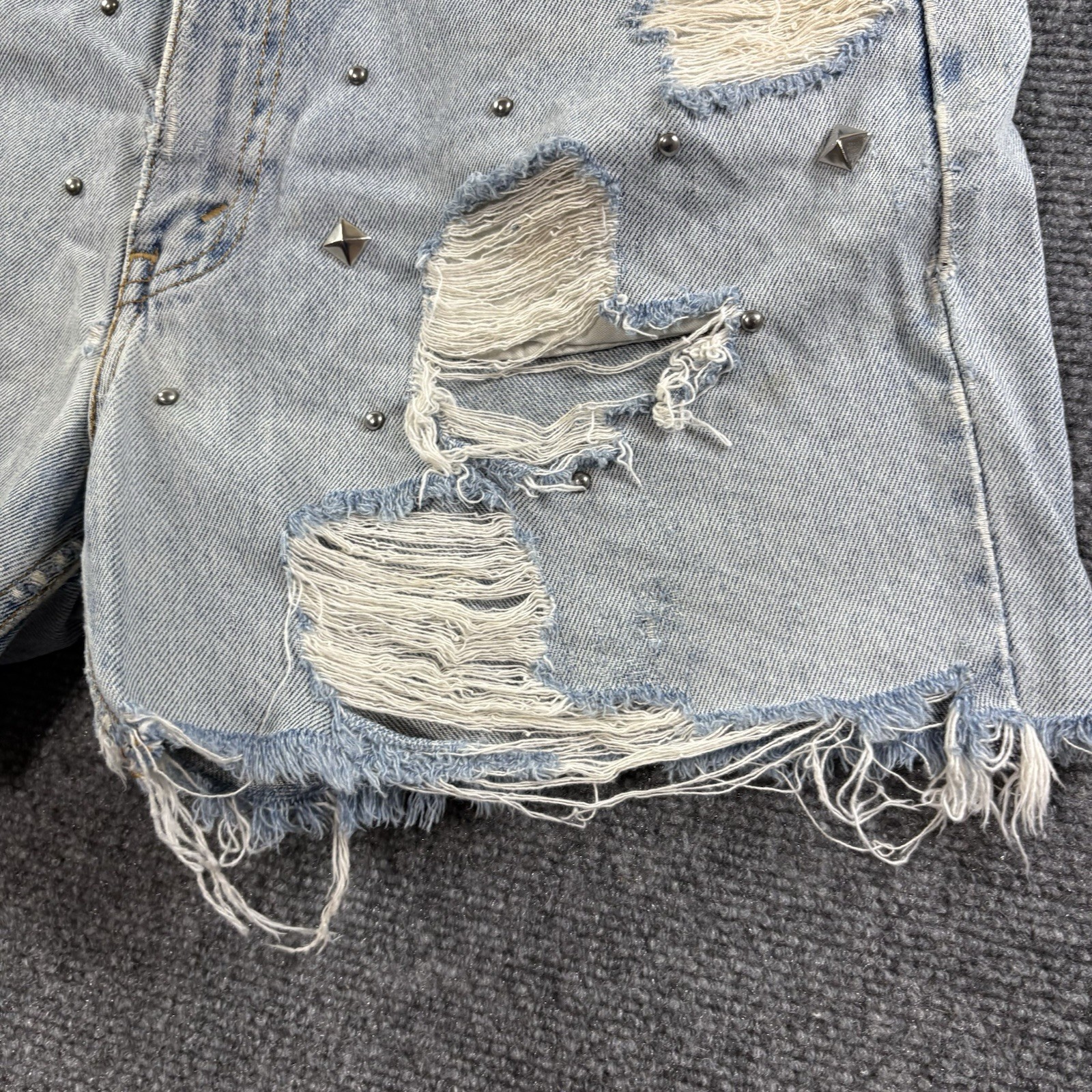 VTG Levis Orange Tab Distressed Cut Off Denim Shorts 34 (Fits 32) Studded Cheeky