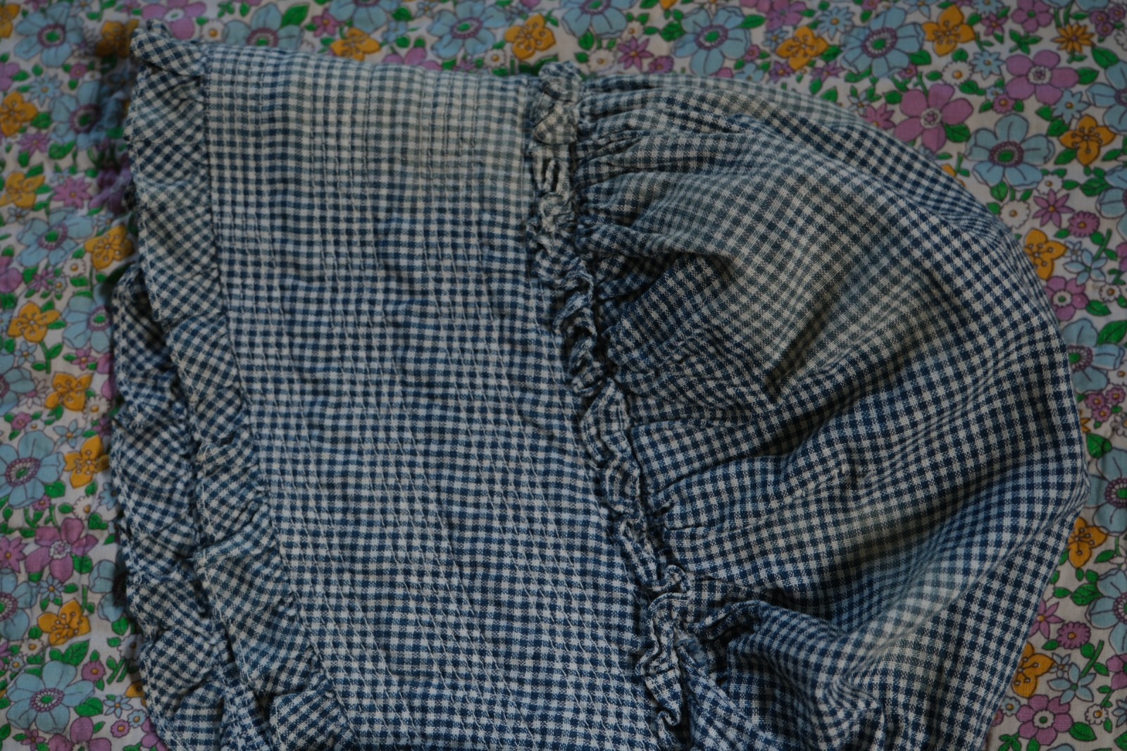 Vtg 1920’s Antique Blue & White Bonnett Farm Primitive Prairie Farm Homestead