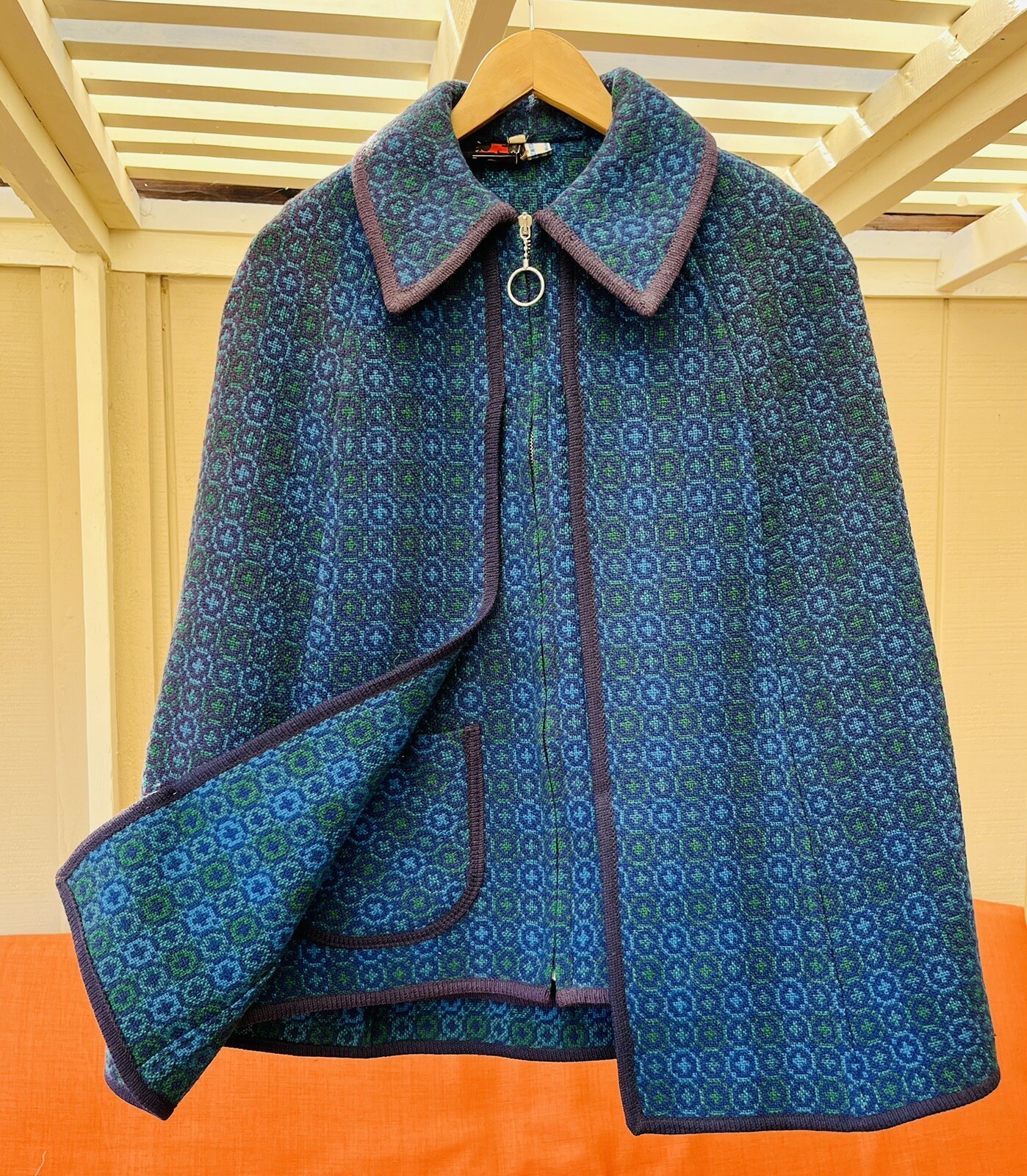 Welsh Woolens Cape Zippered Vest Blue/Green Jacquard Retro Vintage 1970’s Mod