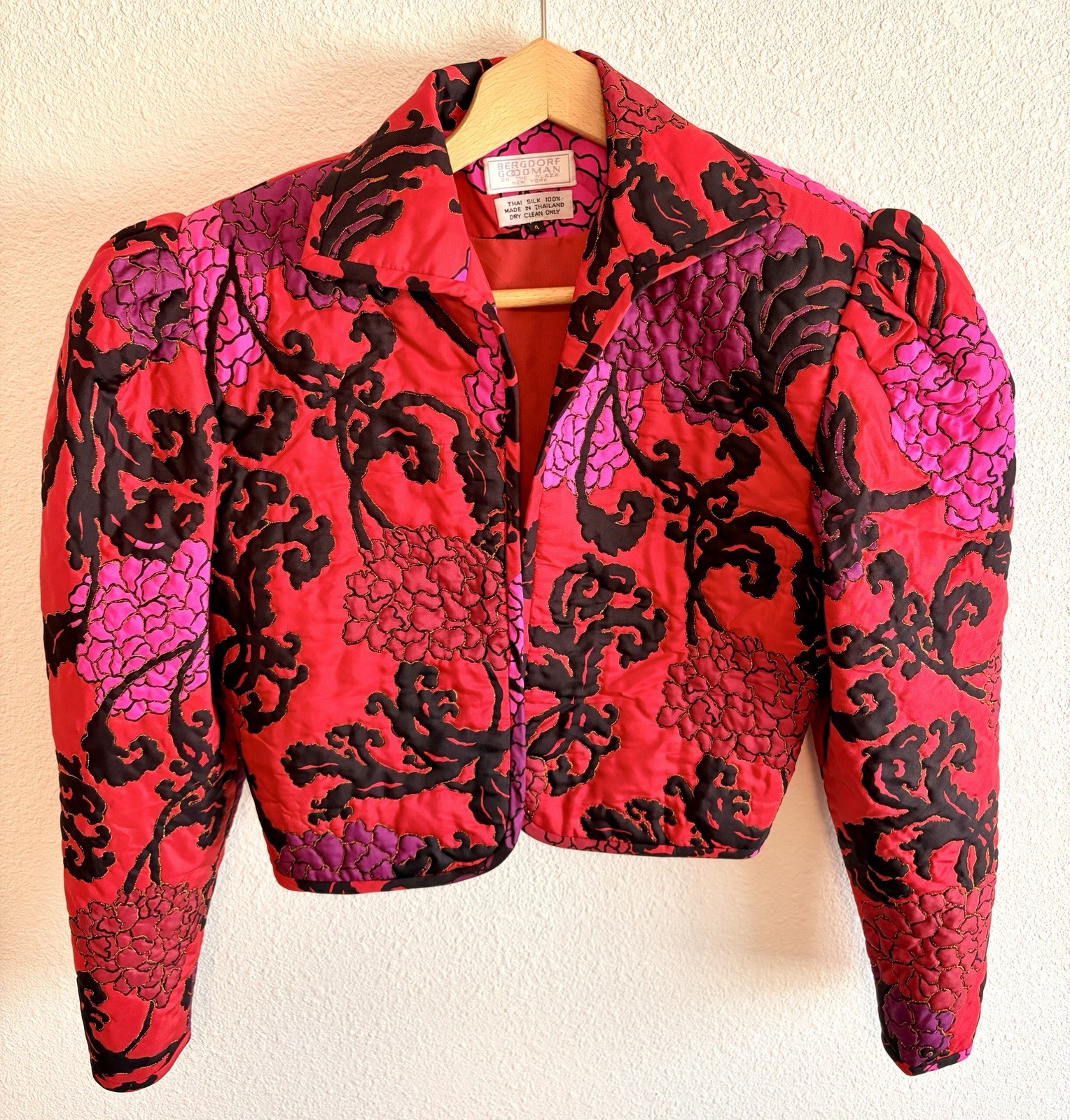 VTG 80S SILK QUILTED FLORAL BERGDORF GOODMAN CROPPED BOLERO JACKET