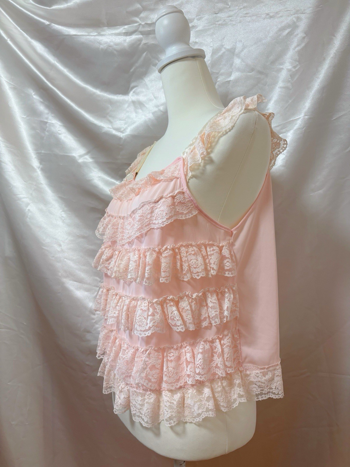 Vintage 50s 60s Lace Tiered Ruffle Cami Babydoll Lingerie Nightgown Pink USA