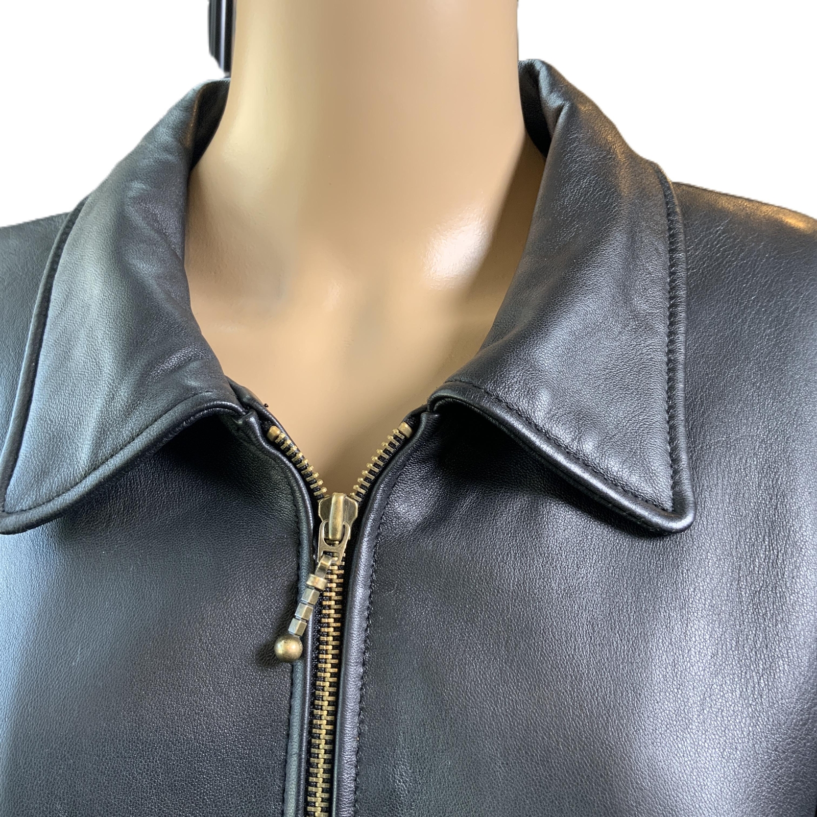 Burks Bay Black Zipper Closure Collared Leather Jacket Size Medium Vintage 90’s
