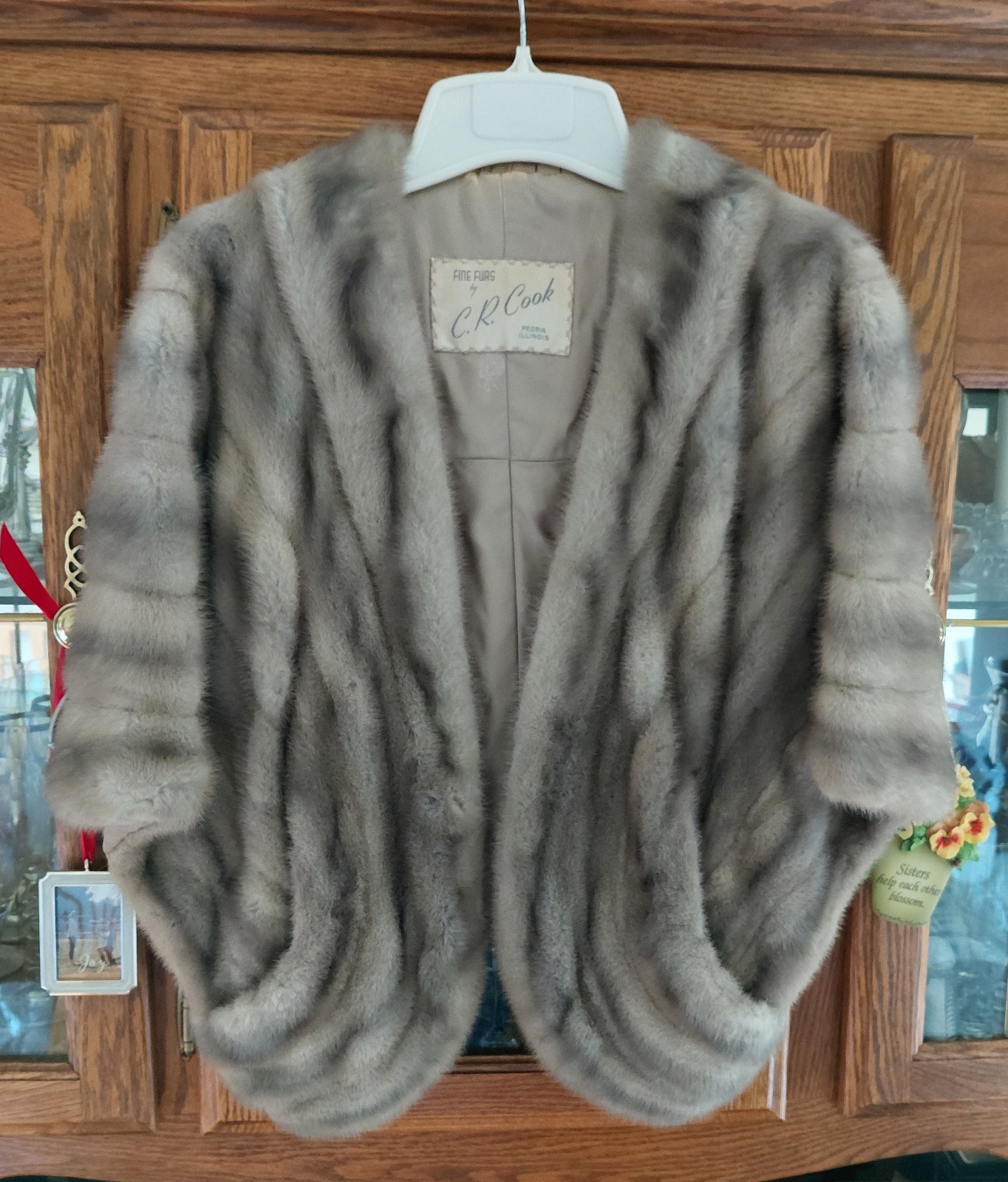 Silver Gray Mink Fur Stole or Caplet with an outside pocket on each side