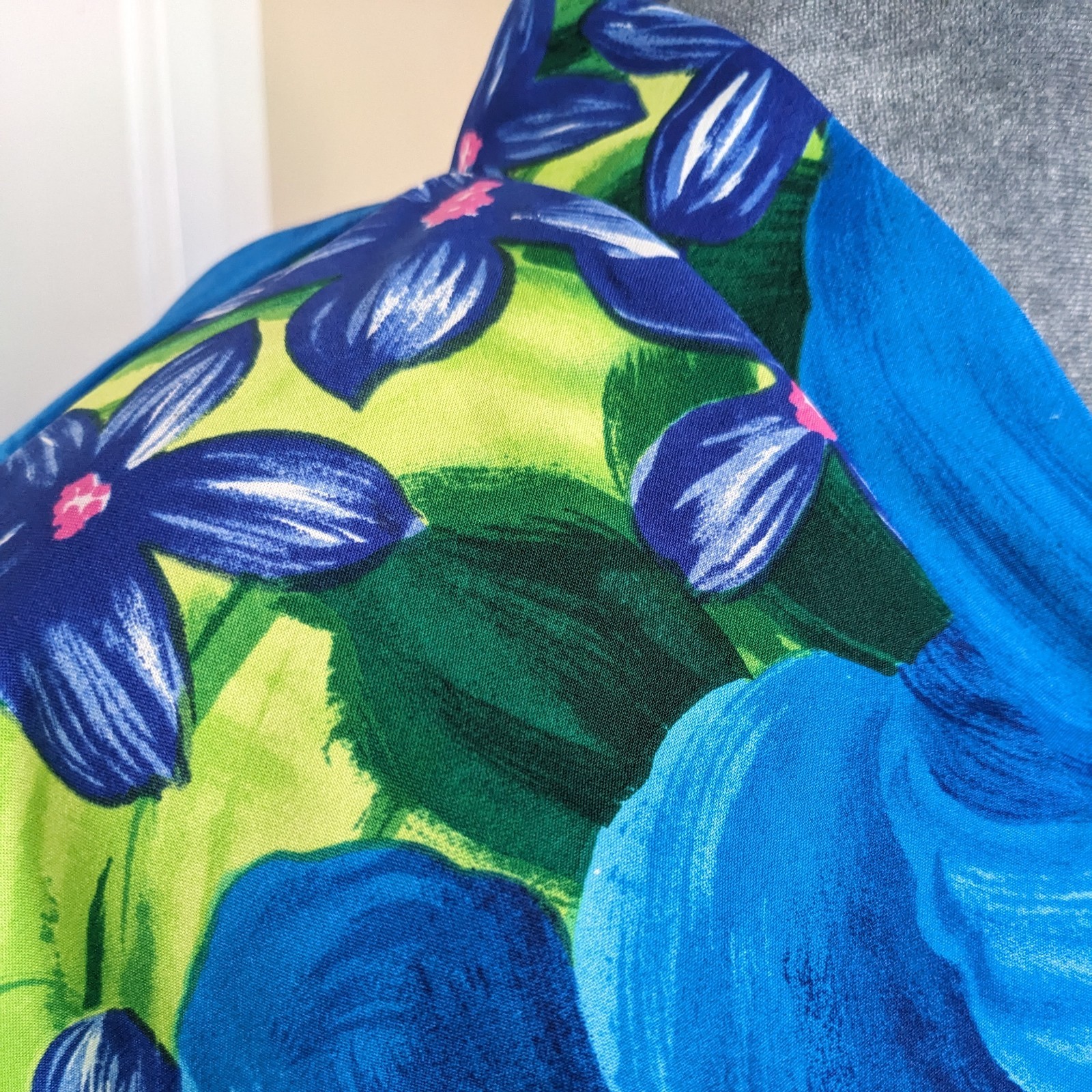 Vintage 70s Pomare Hawaii Belted Kimono Caftan Top L Blue Neon Hibiscus Floral