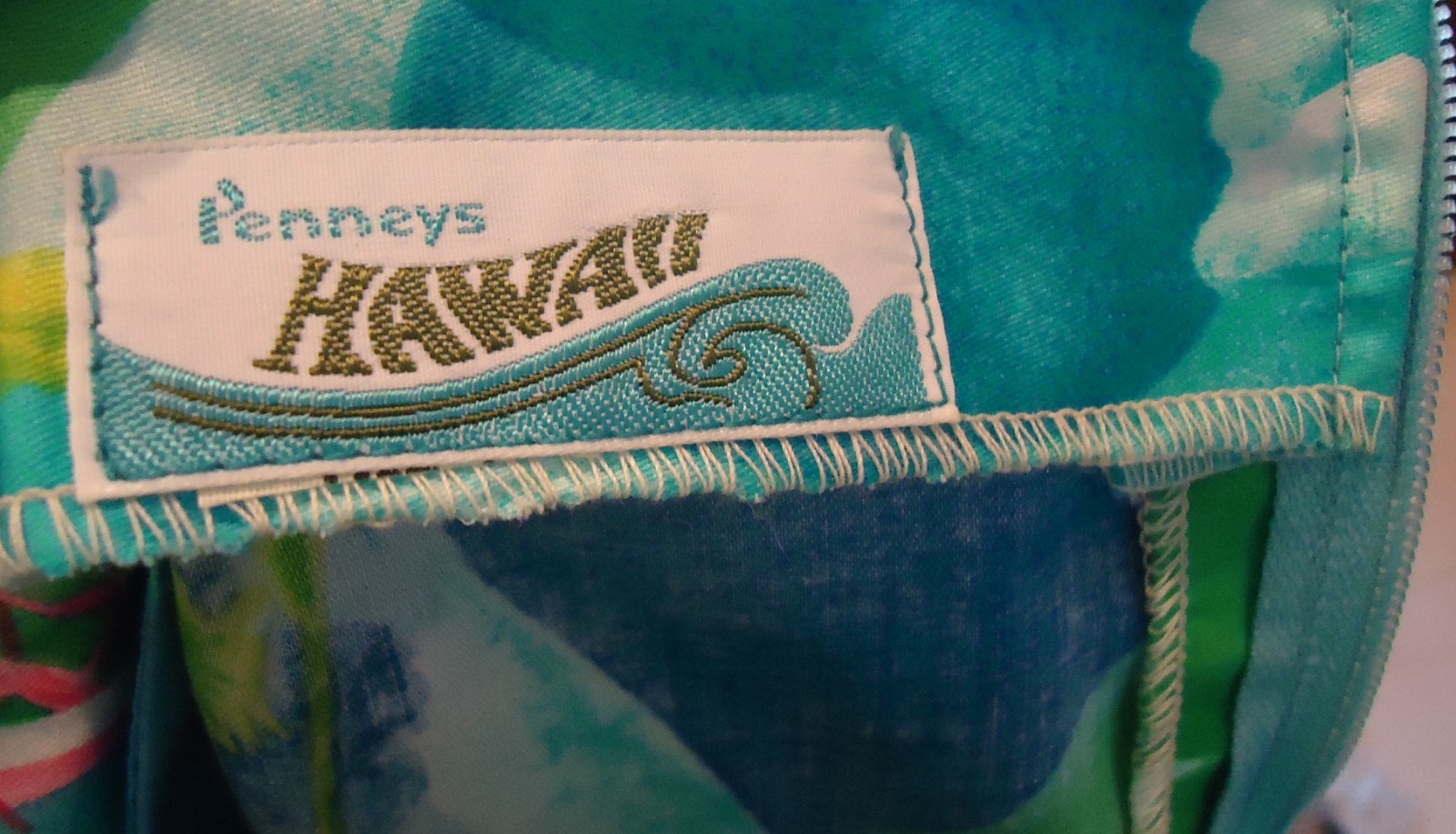 NOS Vtg 70s Hawaiian Polished Cotton Maxi Hostess Dress 32 ua Blues Surf Unworn