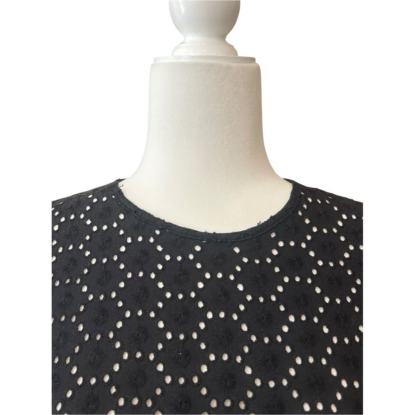Vintage Y2K Versus Versace Black Cotton Eyelet Lace Short Sleeve Top SZ US 2