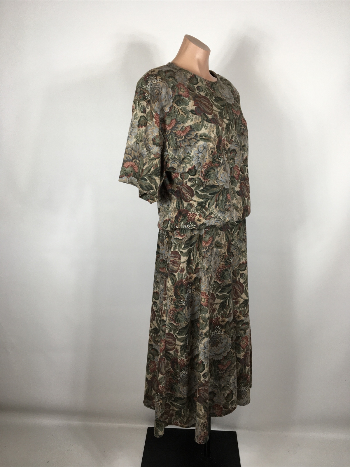 Vintage Gorgeous 80s 1980s FLORAL cottagecore Tapestry dress 14