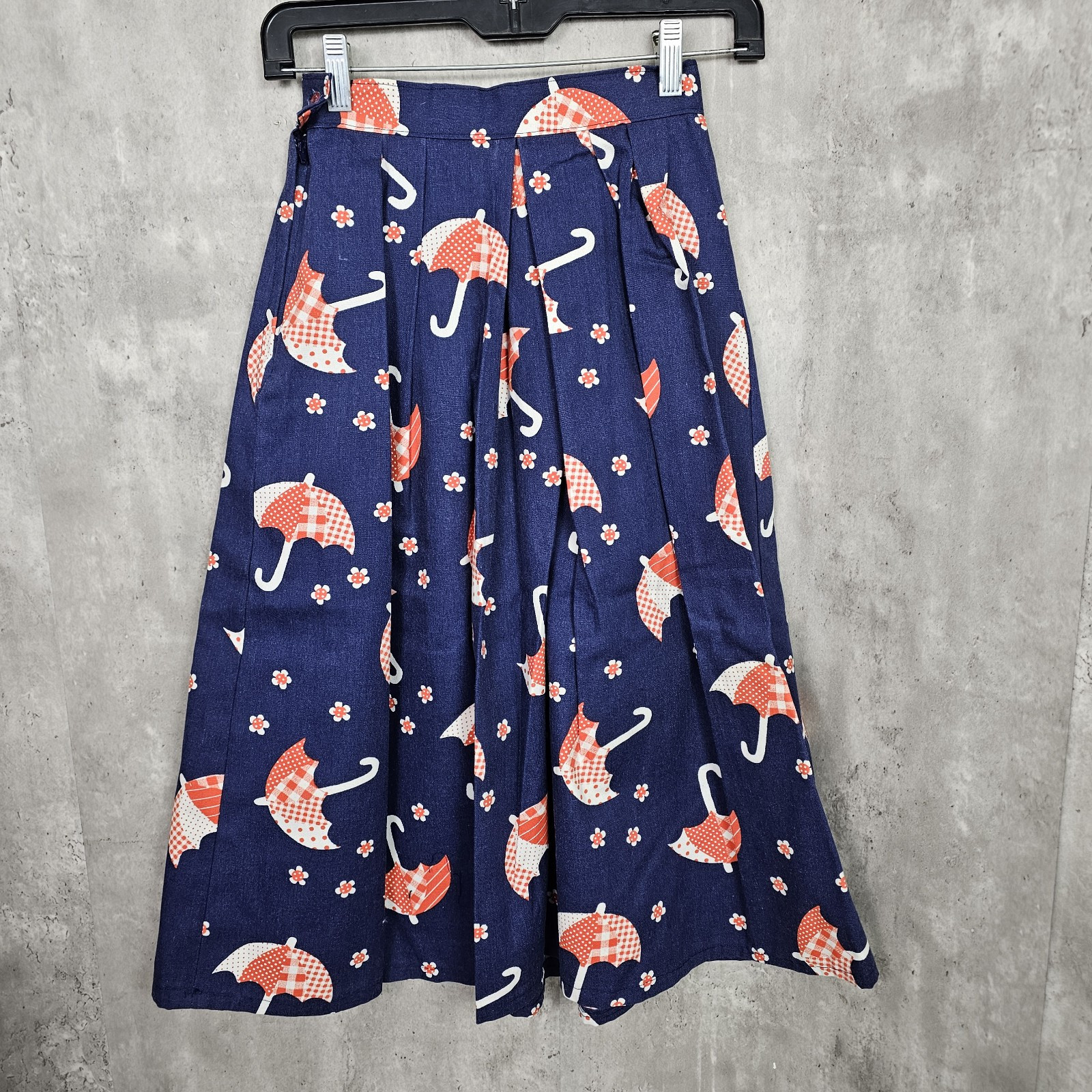 Vintage 70s Handmade 23″ Hi Waist Navy Heavy Cotton Umbrella Pattern Aline Skirt