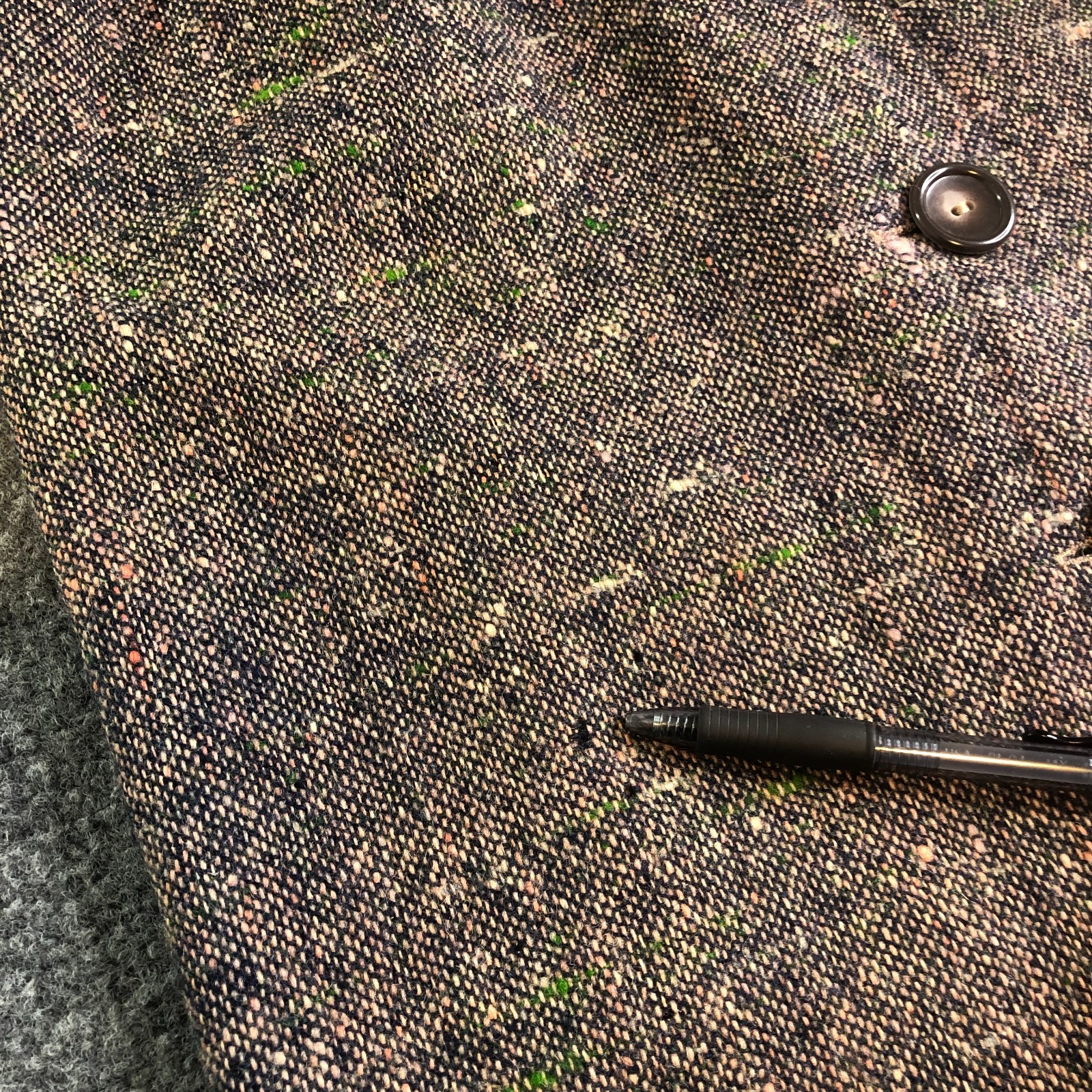 True Vintage 60s Nelly de Grab Skirt 26 Brown Wool Tweed Speckle 50s 70s Pockets