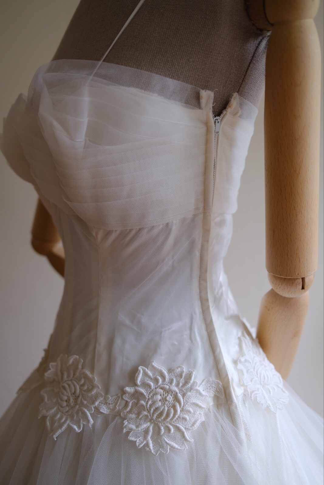 1950s Vintage Ivory Tulle Prom Party Or Wedding Dress