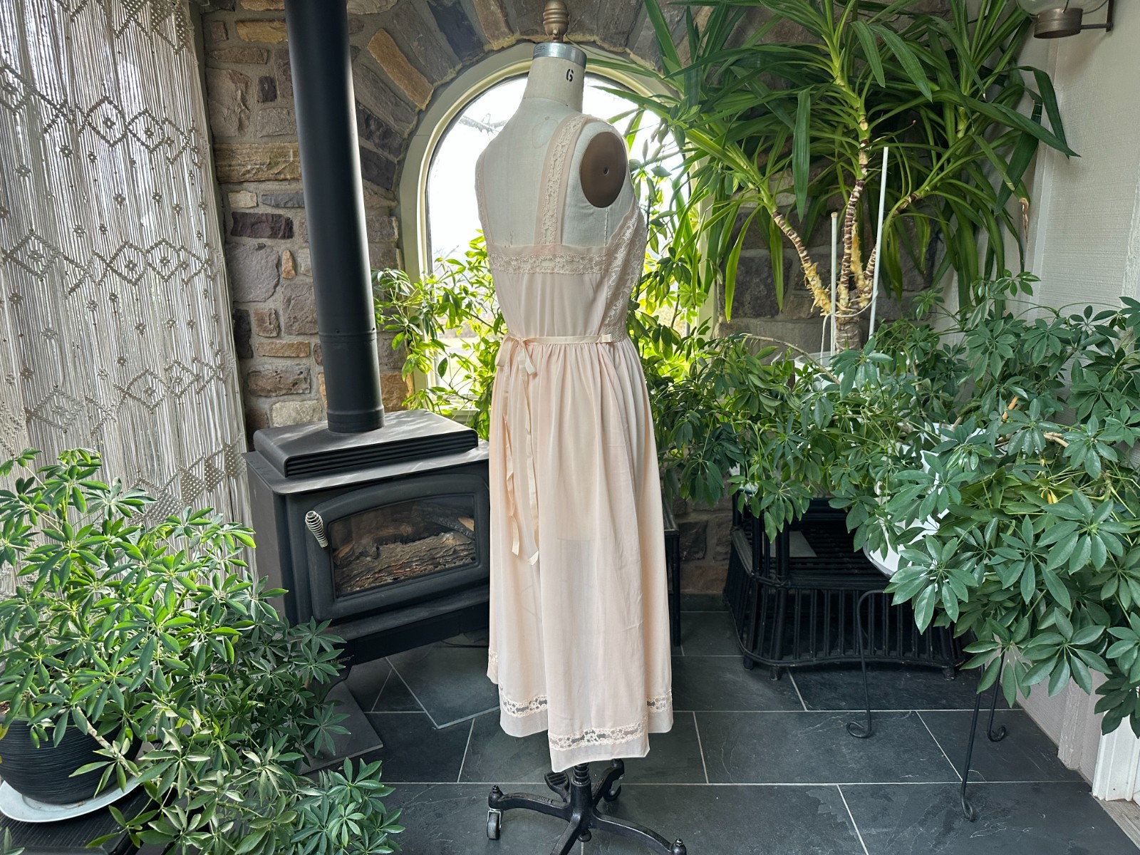 Vintage 1960s Peach Nylon and Lace Nightgown Luxite by Kayser