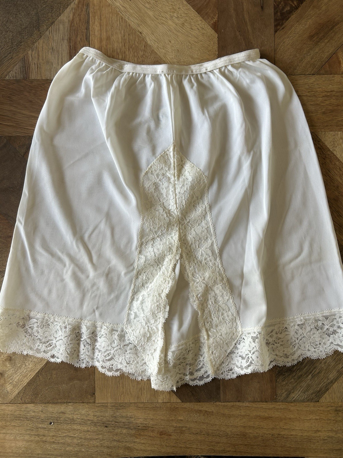 VTG Monsanto Nylon Pettipants Bloomers Lace Trim Boudoir Lingerie Skort Small