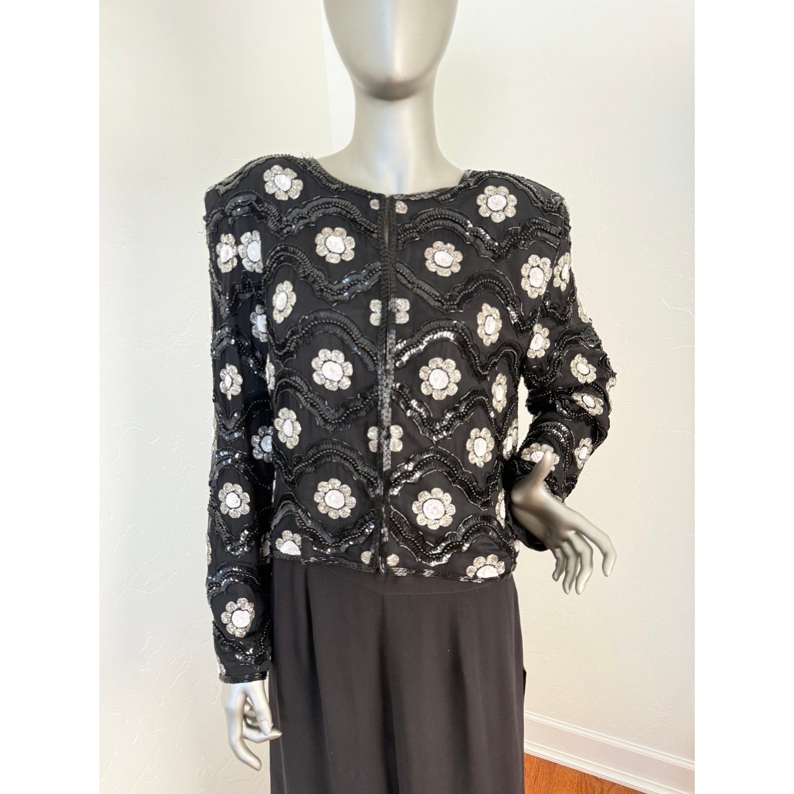 Vintage Niteline Black Silk Sequin Bolero Evening Jacket Beaded Floral Pattern