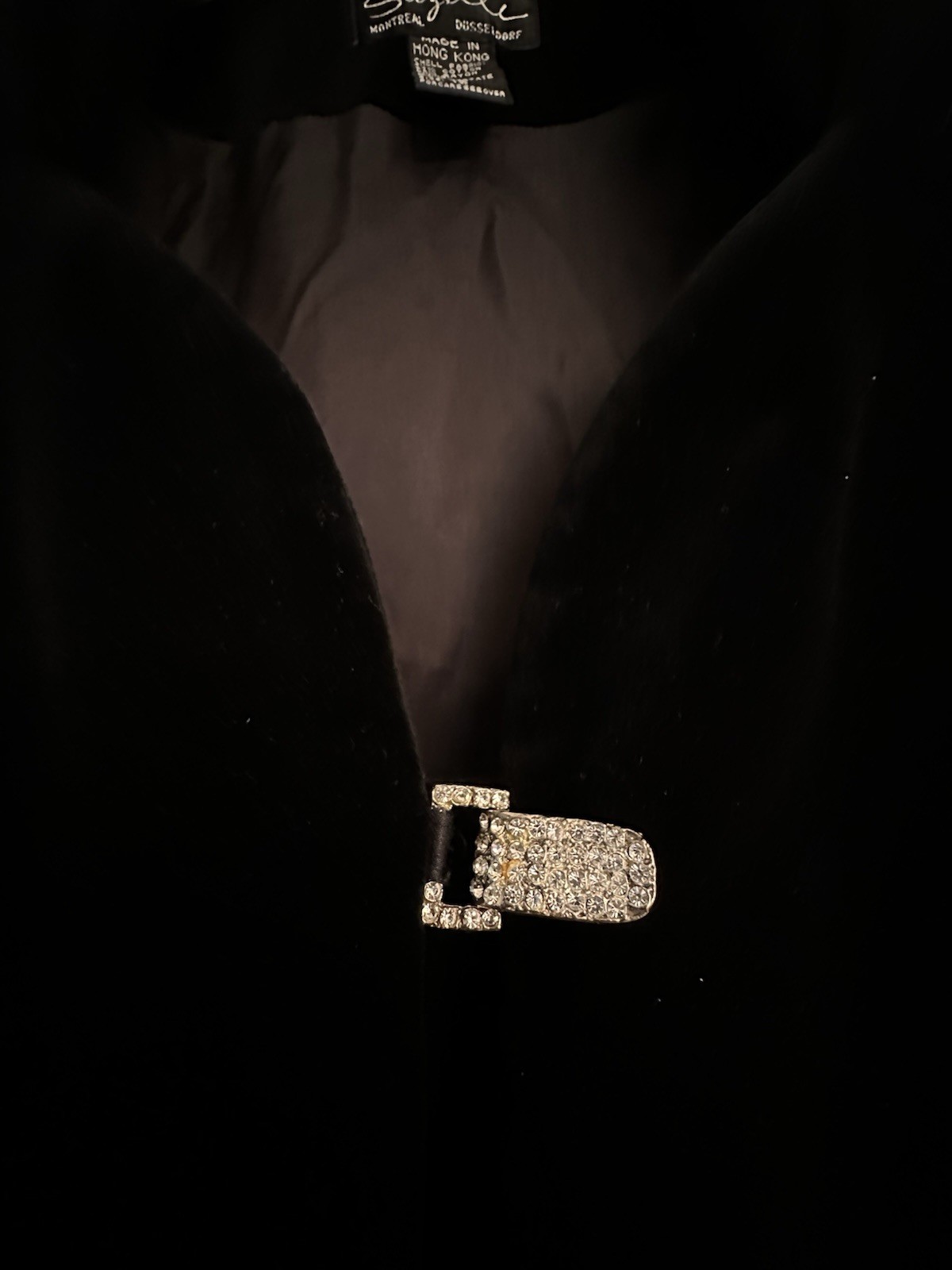 Vintage 90s SUZELLE Black Velevet Type Rhinestone Clasps Jacket Blazer Medium 12