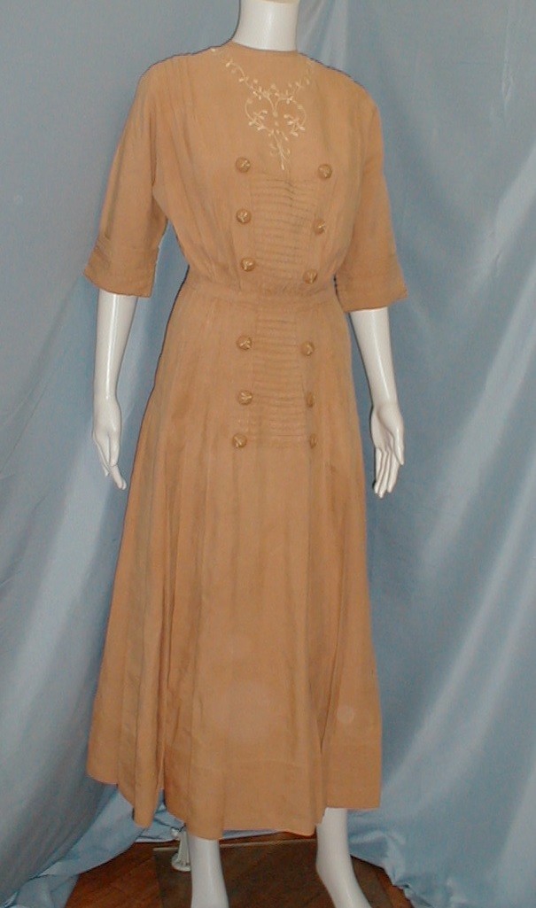 Fetching Antique Dress Edwardian 1912 Tan Linen Embroidered Front