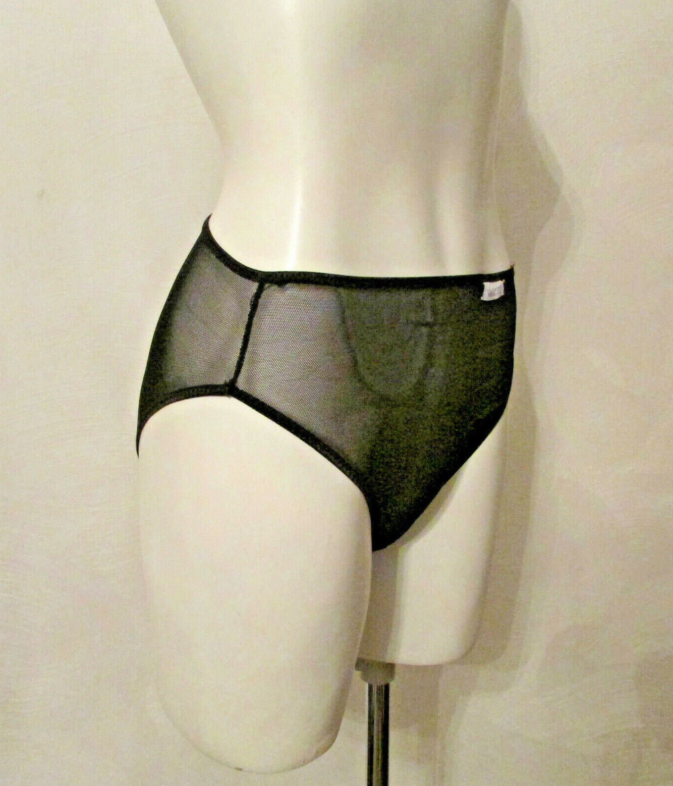 90s Vassarette 14-125 Sheer Nylon Black Mesh Hipster Bikini Panties 6/42 Panty