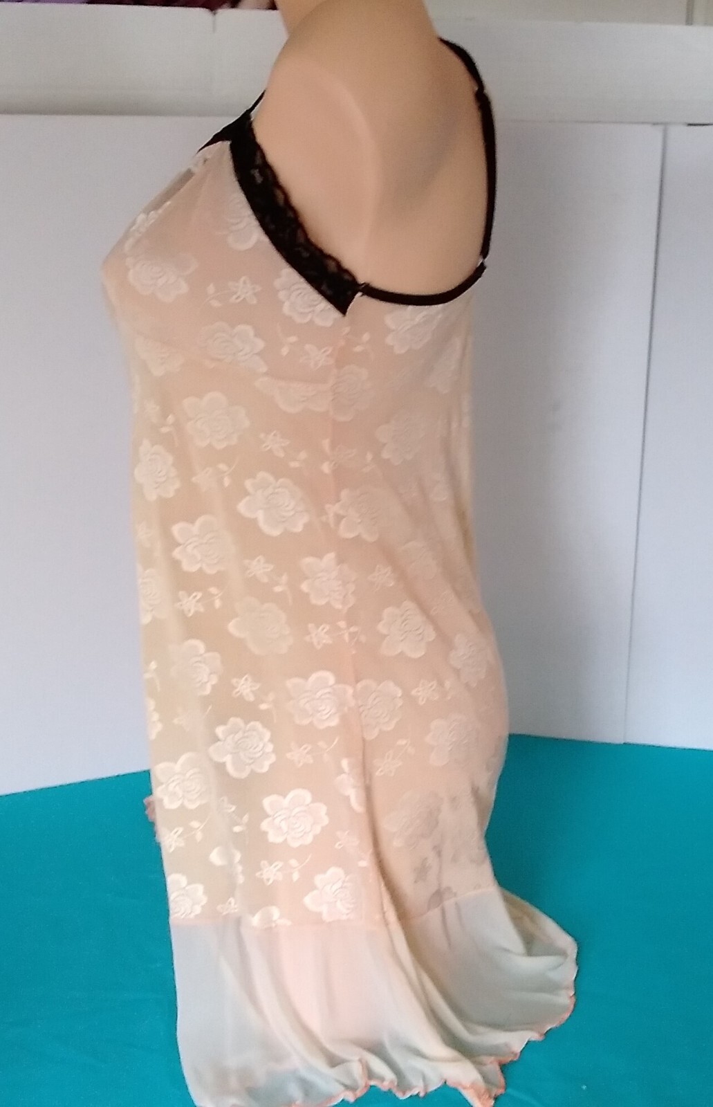 Beige Nude w/Black Lacey Short Babydoll Nightie Size S-M