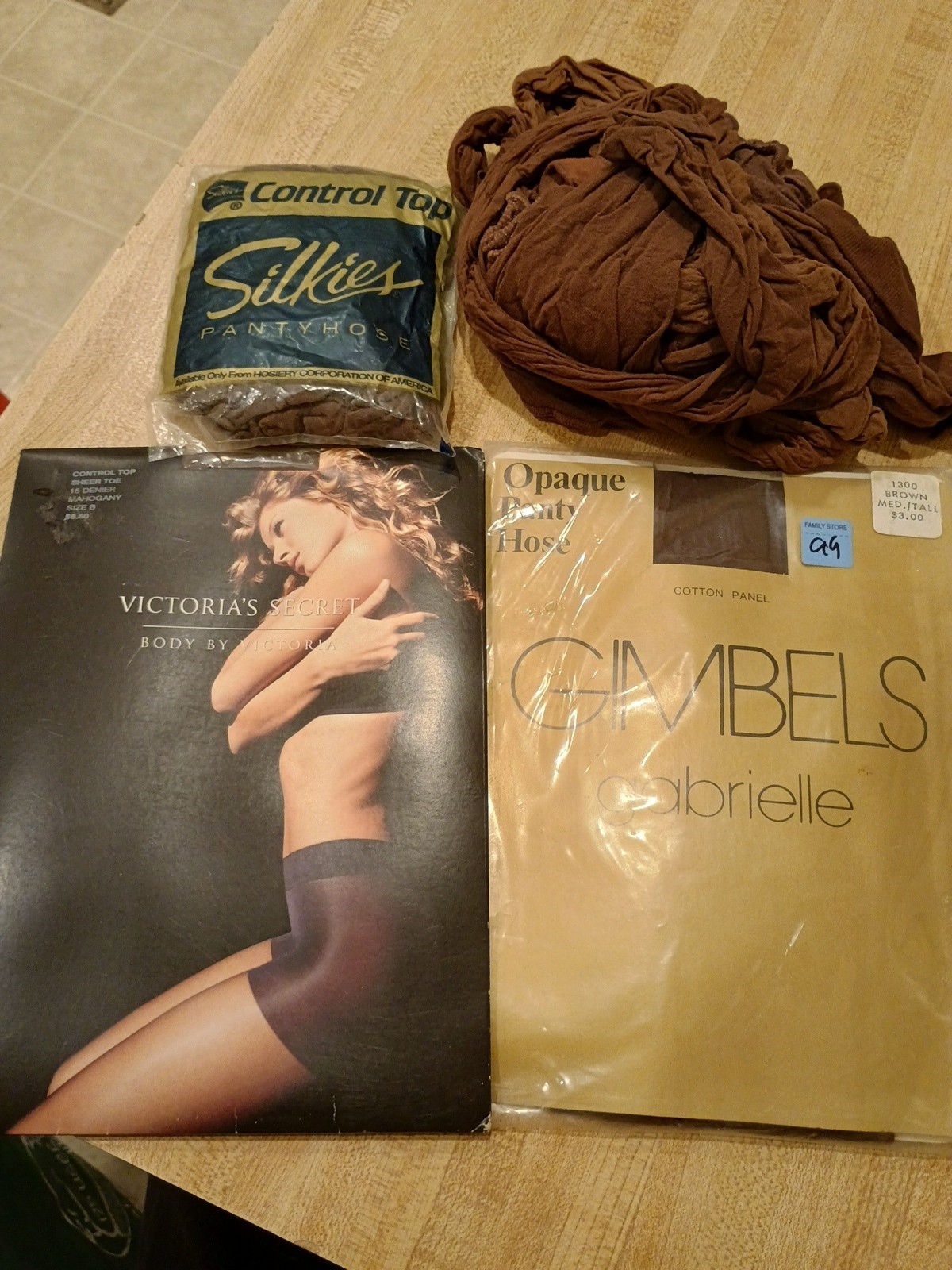 Vintage Pantyhose Lot of 3+ Victoria’s Secret Gimbels Silkies Coffee Size Medium