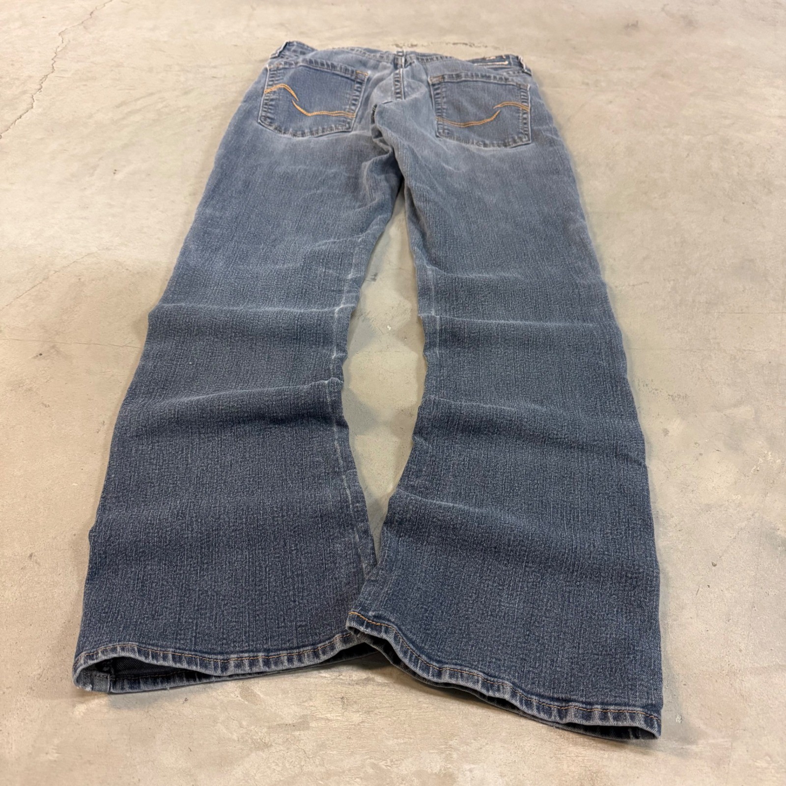 2000s y2k women’s levi’s mid rise bootcut jeans