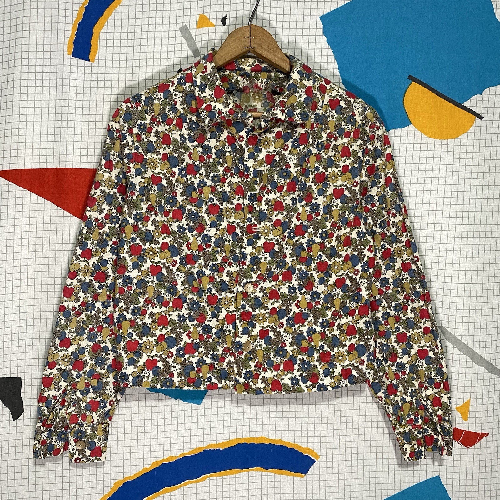 Vintage 40s Fruit Print Shirt Cotton Button Up Novelty 50s Feed Sack Floral Crop