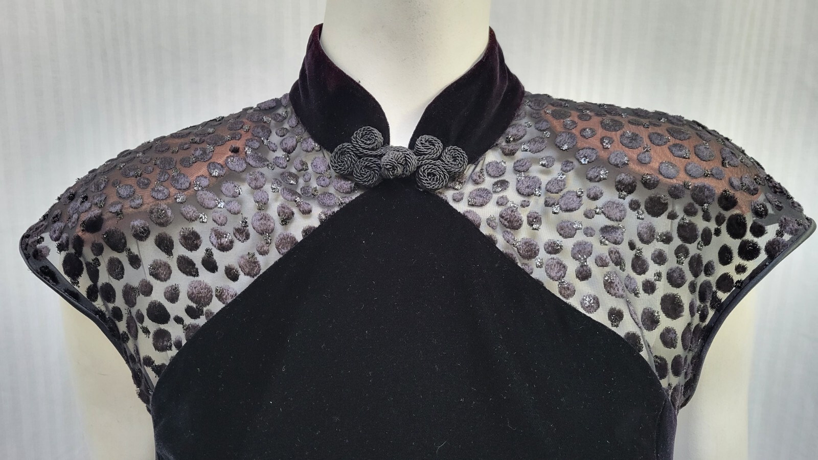 Vintage 1980s Niki Originals Black Velvet Dress – Size S/M – EUC