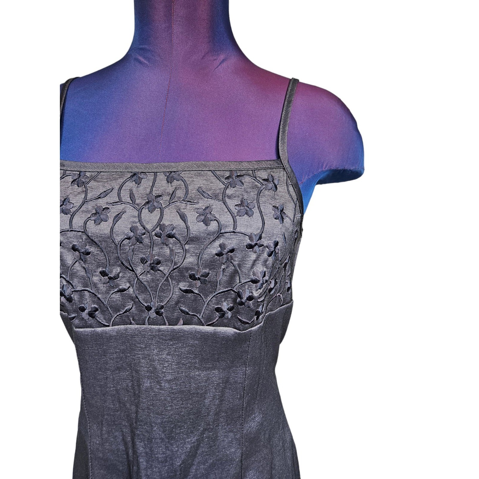 Vintage 90s La Belle Iridescent Purple Embroidered Satin Mini Dress Size 7 A37