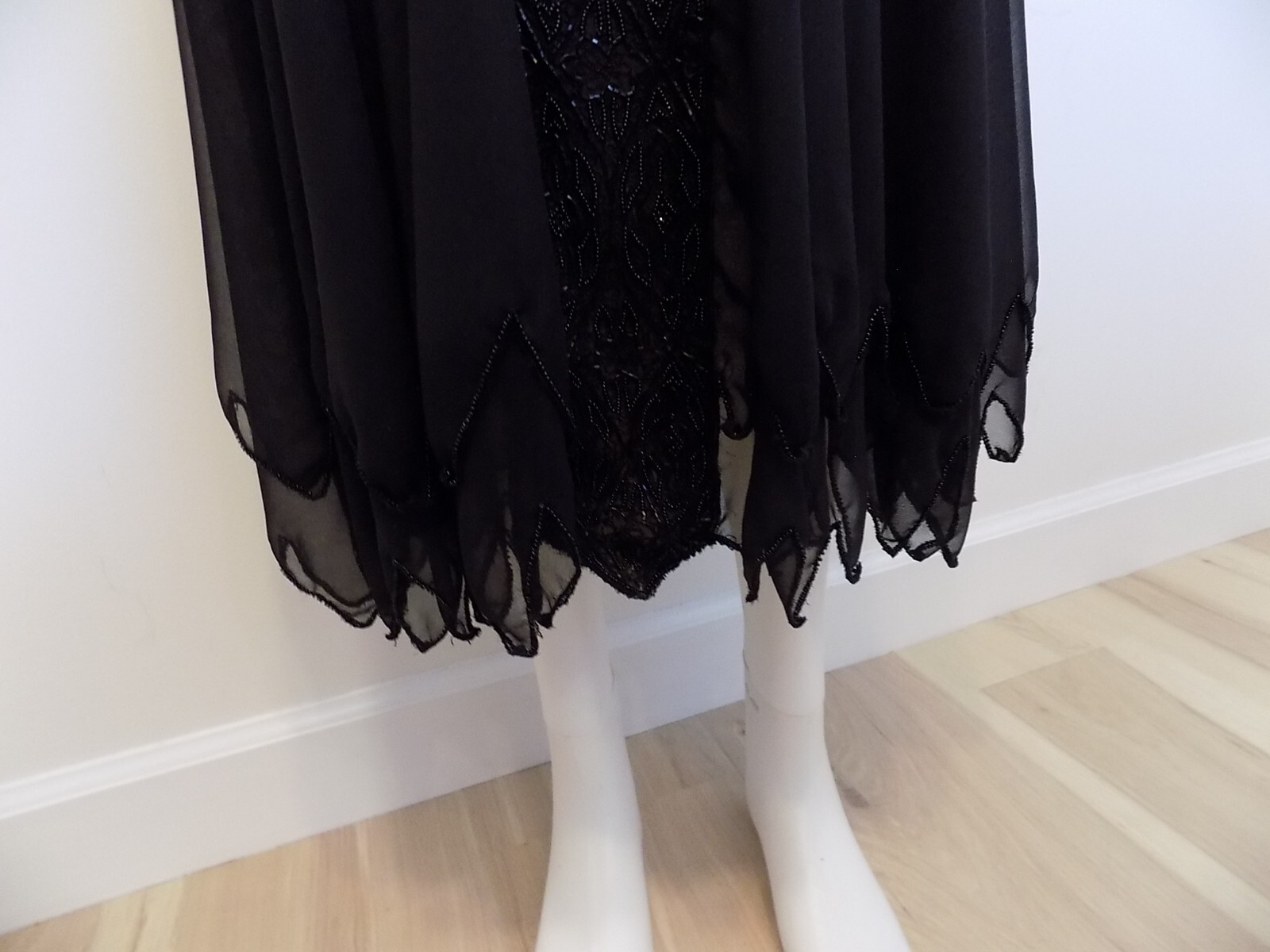 Vintage Judith Ann Creations black silk beaded evening gown dress size Medium